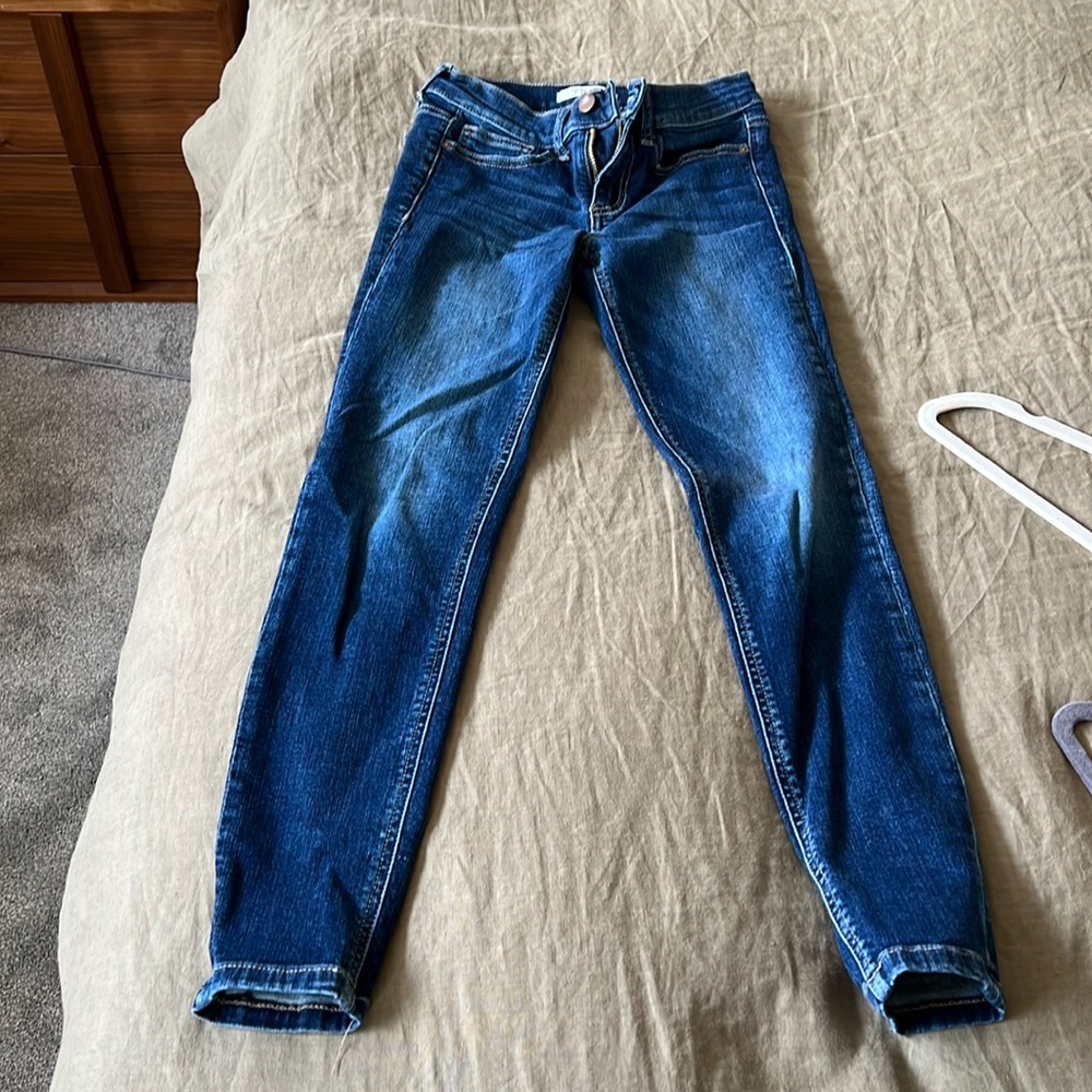 Dark wash skinny jeans